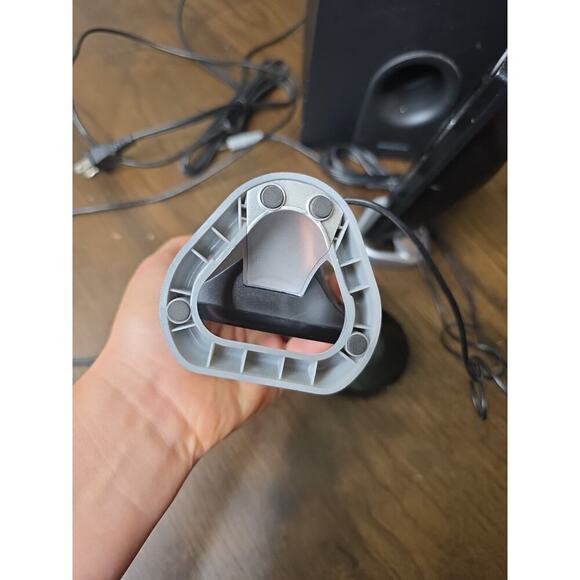 Cyber Acoustics 2.1 Subwoofer Speaker System with 30Watts of Power - Picture 5 of 16